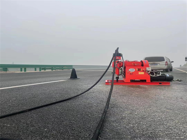 涉县马路路基路面开裂下沉注浆加固灌浆